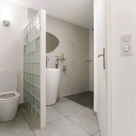 아파트 Rocca V Heliopolis - Terrasse - Garage - - Village Naturiste 아그